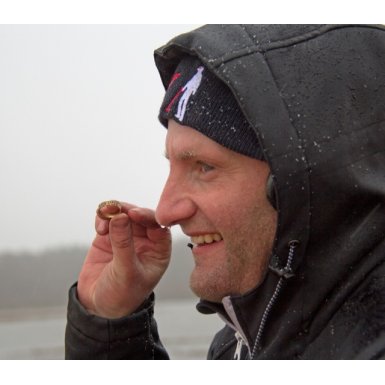 Jesper Janke Hansen med sin middelalder guldring