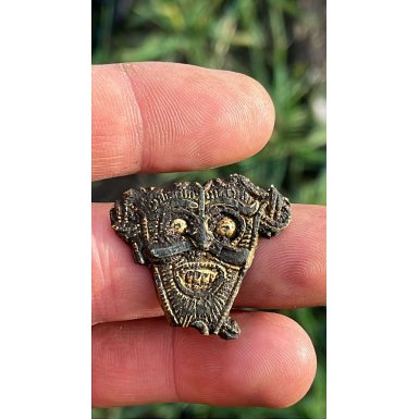 Maske vikingetid guldbelagt