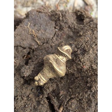 Guldberlok fundet af Johnny Lander med metaldetektor