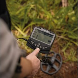 Minelab X-Terra Voyager