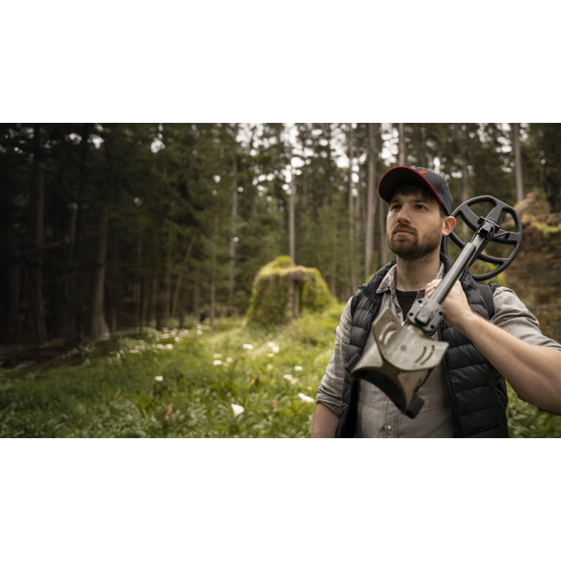 Minelab X-Terra Voyager